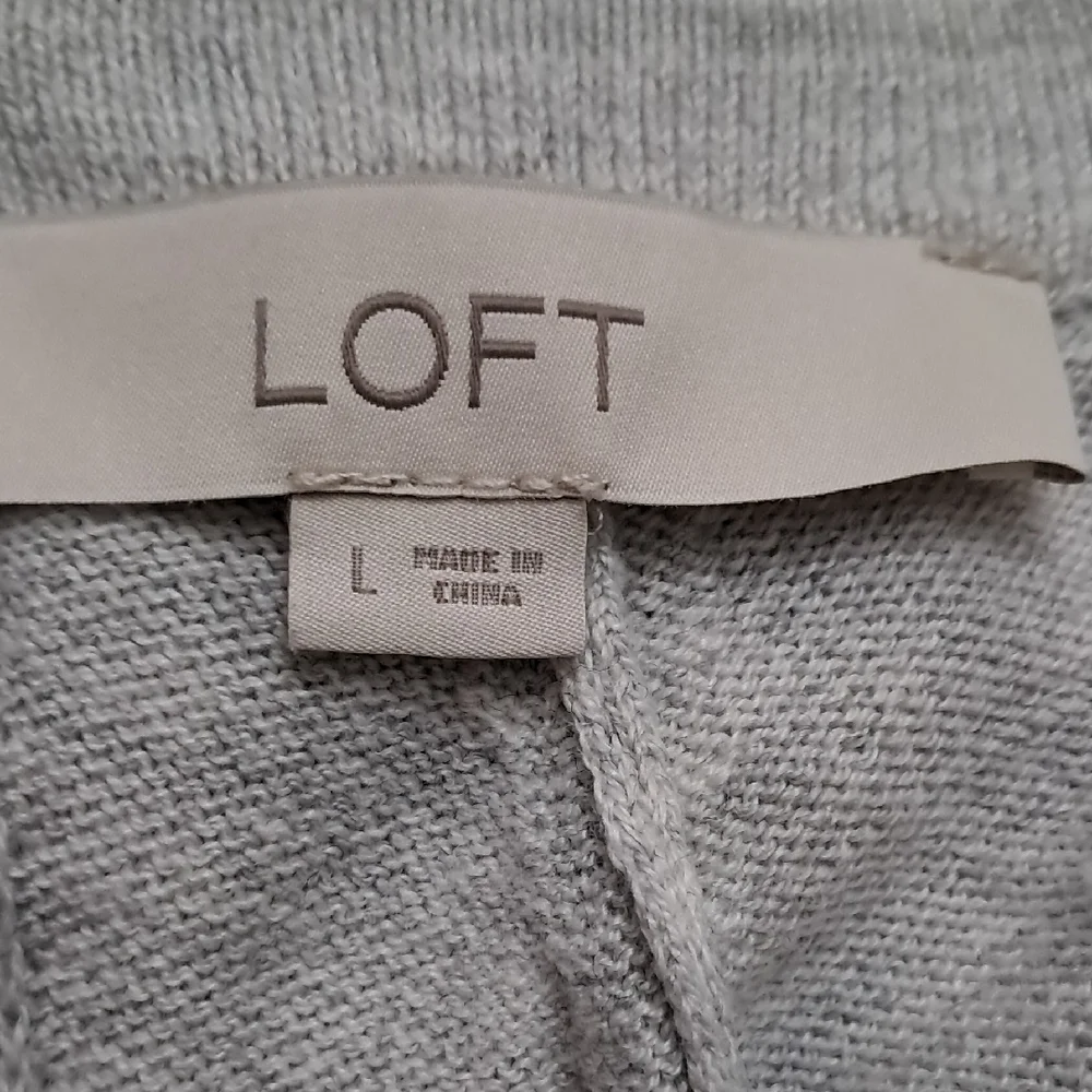 LOFT Light Gray Knit Top